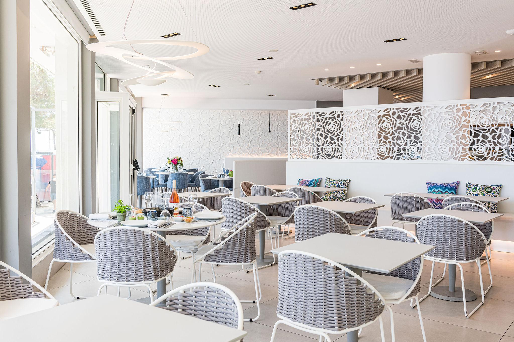 Hotel Planamar By Escampa 4*